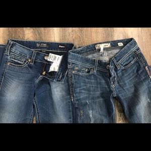 2 women’s jeans/$14 total.  BKE & Silver. Size 26.